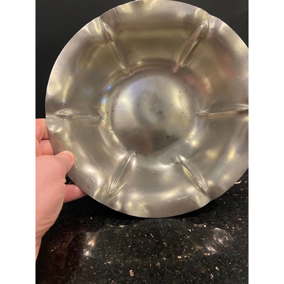 Vintage, Hand-Hammered, Medium Bowl - Picture 3 of 6